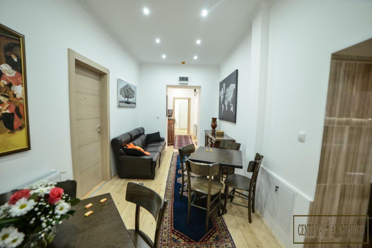 סרמסקה מיטרוביקה Centro Apartments מראה חיצוני תמונה